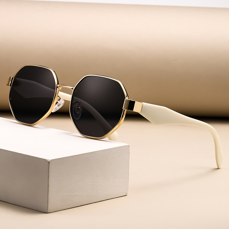 Occhiali da Sole Retrò con Mon - Men'S Fashion Round Glasses recensione e prezzo